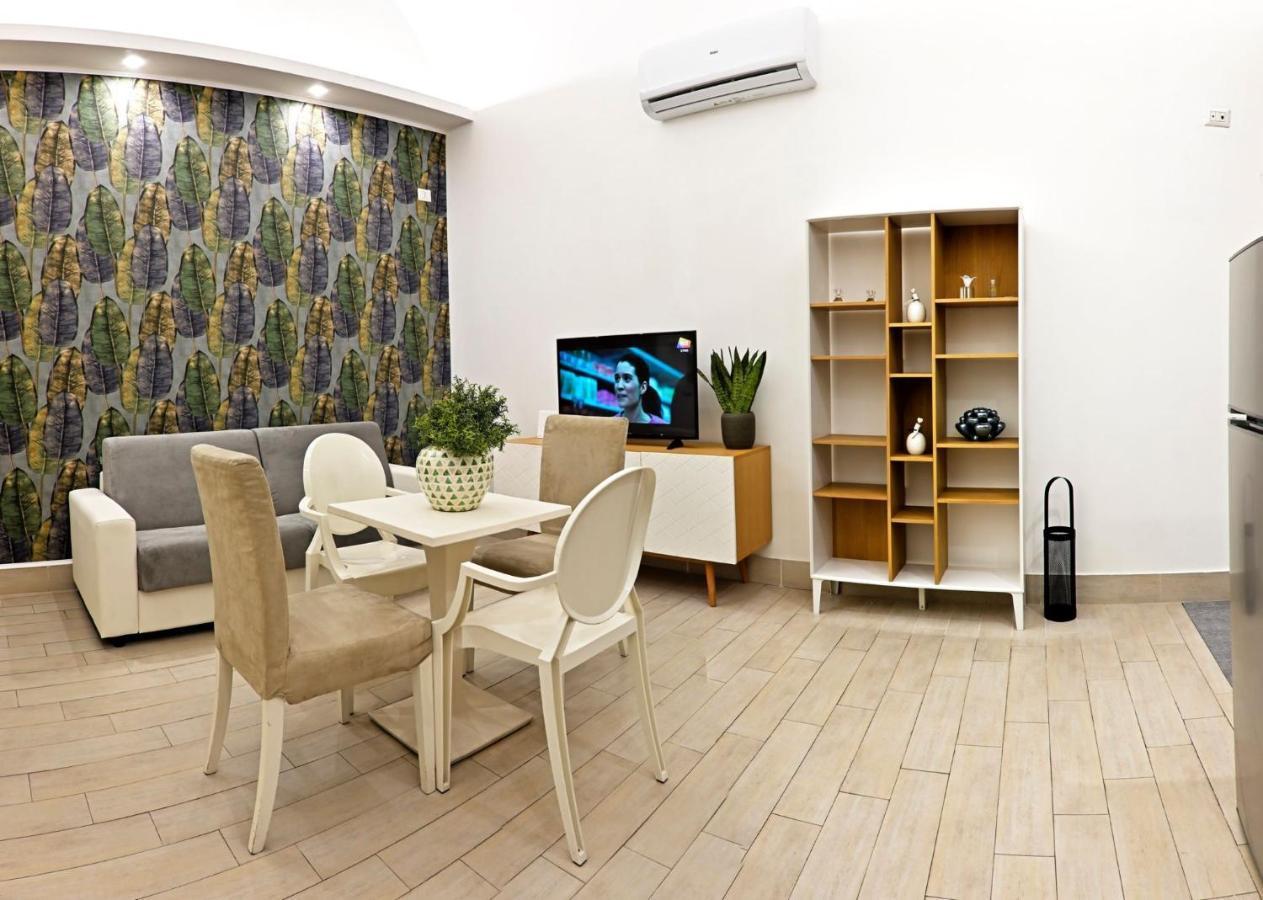 Saki Home Nápoly Kültér fotó
